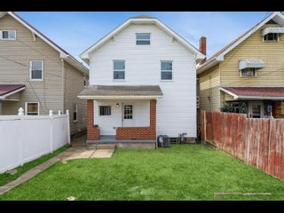 2014 CONSTITUTION BLVD, ARNOLD, PA Home photo