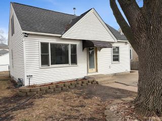 5230 Irving Ave N, Minneapolis, MN Home photo