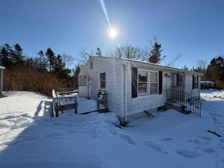 111 NORTH MAIN STREET, STONINGTON, ME Home photo