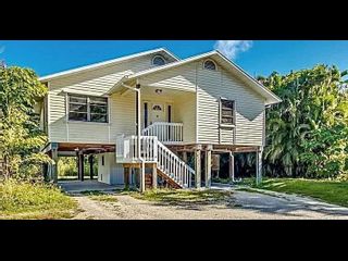 5564 BIRDSONG LN, BOKEELIA, FL Home photo