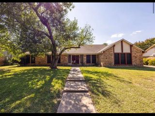 640 IVY ANN DR, WOODWAY, TX Home photo