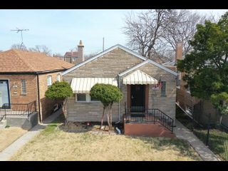 9831 S GREENWOOD AVE, Chicago, IL Home photo