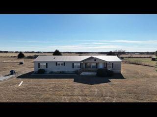 10052 WESTVIEW DR, Lexington, OK Home photo