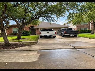 13207 BARON HILL LN, Rosharon, TX Home photo