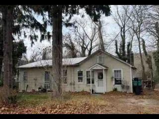 64 WATERVILLE DR, Sound Beach, NY Home photo