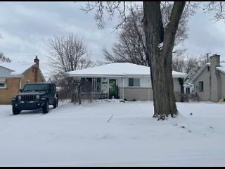 24645 MCDONALD ST, Dearborn Heights, MI Home photo