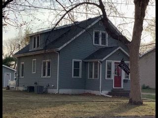 323 E PRAIRIE ST, Belle Plaine, MN Home photo