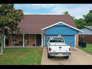 9513 S Winston Way, Oklahoma City, OK Home photo