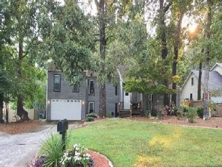 5238 ASHLEY DR, Lilburn, GA Home photo