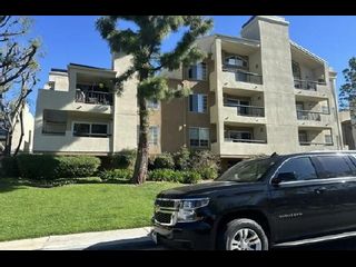 21520 BURBANK BLVD APT 111, Woodland Hills, CA Home photo