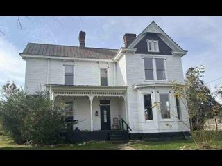 320 CHESAPEAKE AVE, Greenup, KY Home photo