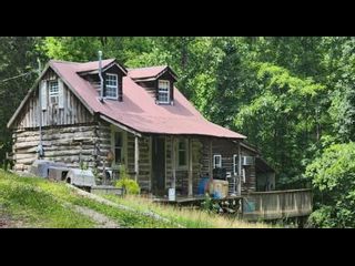 234 BRANDENBURG LN, Frenchburg, KY Home photo