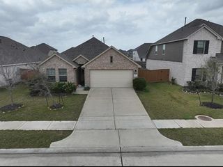 8611 OCEANMIST COVE DR, Cypress, TX Home photo