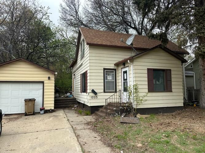 Large image of the property